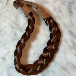 JuvaBun Brown Braid